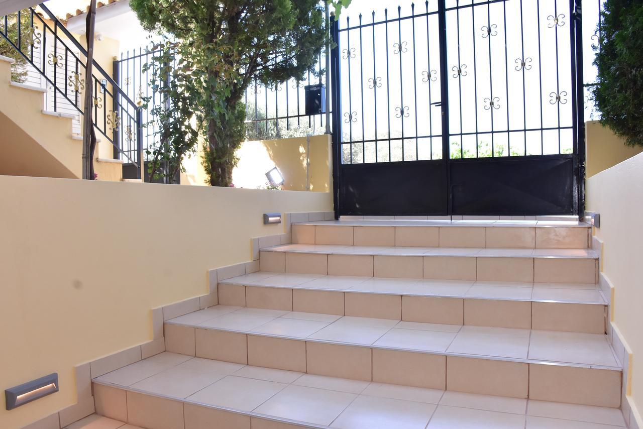 Keratea Apartment Athens Airport Esterno foto
